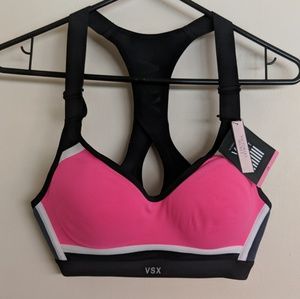 Victoria's Secret sports bra BRAND NEW